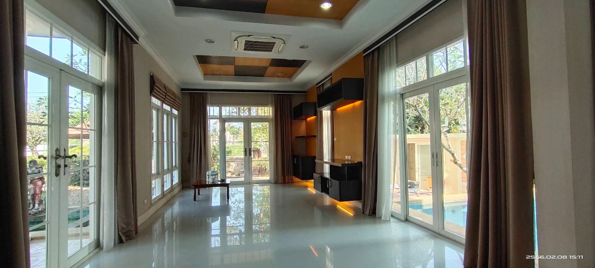 รูป H 909 ให้เช่า บ้านเดี่ยว 2 ชั้น พร้อมสระว่ายน้ำในบ้าน ม.พิมานดา สิรีน ในสนามกอล์ฟ ซัมมิทวินมิลล์ เฟอร์นิเจอร์ครบ พร้อมอยู่ ราคา 100,000 บาท - รูปที่ 12/31