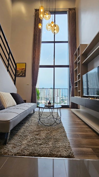 รูป P1144 ให้เช่าคอนโด Onyx Phaholyothin (ออนเน็กซ์ พหลโยธิน) ห้องDuplex ห้องสวยมาก บิ้วอิน เฟอร์ครบ ราคาพิเศษสุดๆ - รูปที่ 1/19