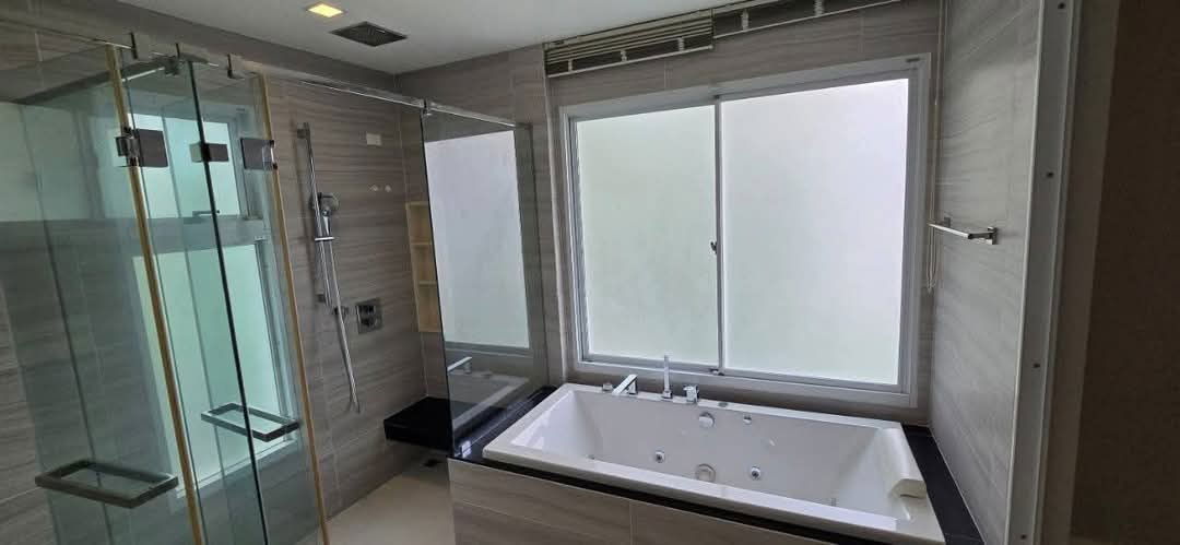 รูป 🎯 Sale 🔥 Laddarom Elegance Wongwaen-Sathorn #บ้านเดี่ยวสุดหรู 2 ชั้น จากโครงการคุณภาพ Q House ตอบโจทย์ทุกการเดินทาง ใกล้รถไฟฟ้าสายสีน้ำเงิน - รูปที่ 15/22