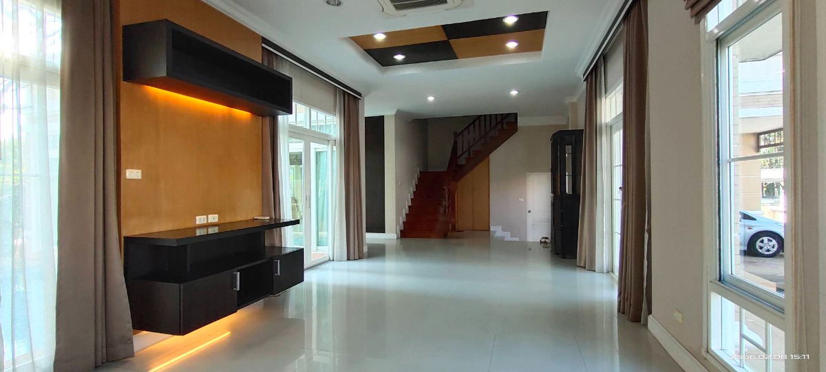รูป H 909 ให้เช่า บ้านเดี่ยว 2 ชั้น พร้อมสระว่ายน้ำในบ้าน ม.พิมานดา สิรีน ในสนามกอล์ฟ ซัมมิทวินมิลล์ เฟอร์นิเจอร์ครบ พร้อมอยู่ ราคา 100,000 บาท - รูปที่ 13/31