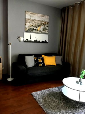 Condos for rent : Address Chidlom. 1bed  58sq.m. Line id: @pfagent