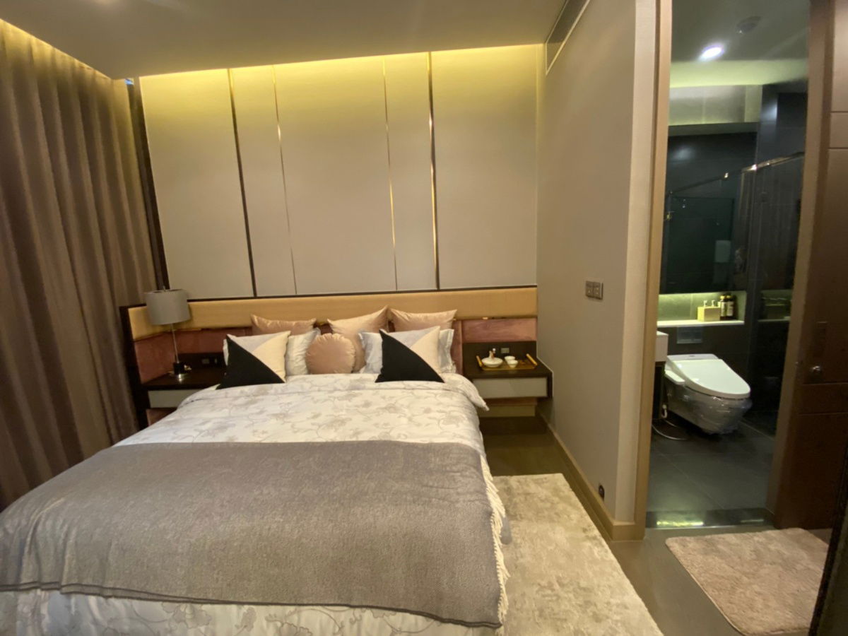 picture Condo for Rent The Esse at Singha Complex (CRS01730) - 7/15