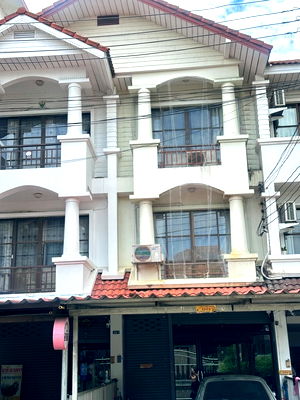 เช่าทาวน์โฮม ม.ฟาร์อีสเทิร์น : 🏠 ให้เช่าทาวน์โฮม ทำเลทอง หลังโรงแรมแกรนด์วิว ใกล้ห้างเมญ่า–นิมมาน