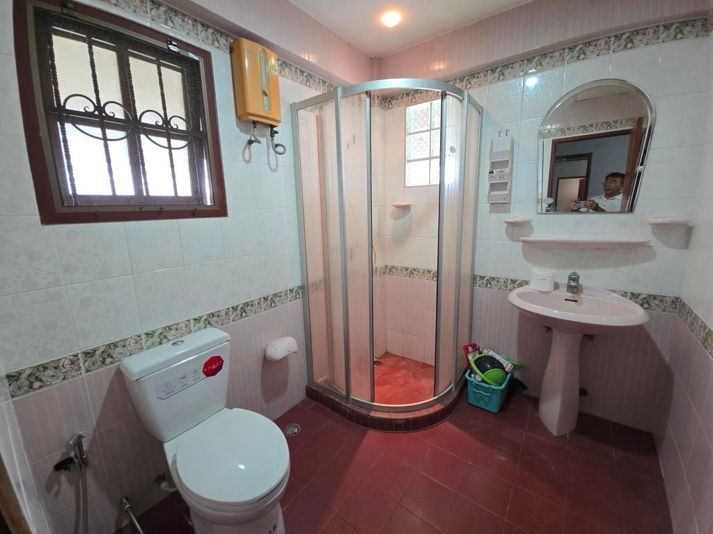 รูป ขายบ้านเดี่ยว 3 ชั้น เล่นระดับ 3 ห้องนอน 86/5 ซอยสุขุมวิท 56 แยก 3-1 - รูปที่ 68/85