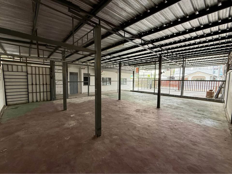 รูป 🏠 เช่า ให้เช่า โกดัง + บ้าน นวมินทร์ 42 (Nawamin 42 Warehouse + House) สนใจ Line ID : @951qfbfi - รูปที่ 12/15