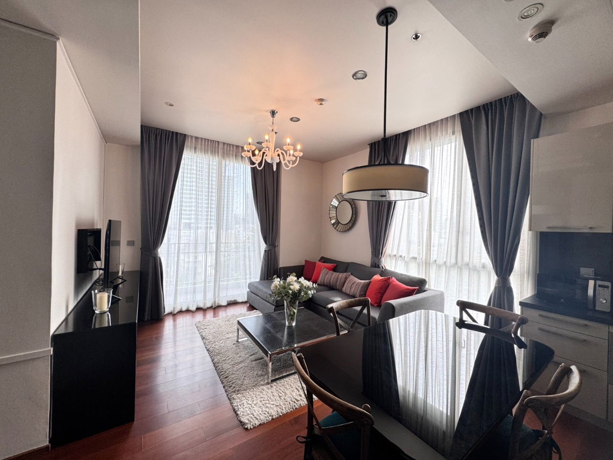 picture Quattro ThongLo. 2beds 87sqm. Line id: @pfagent - 1/14