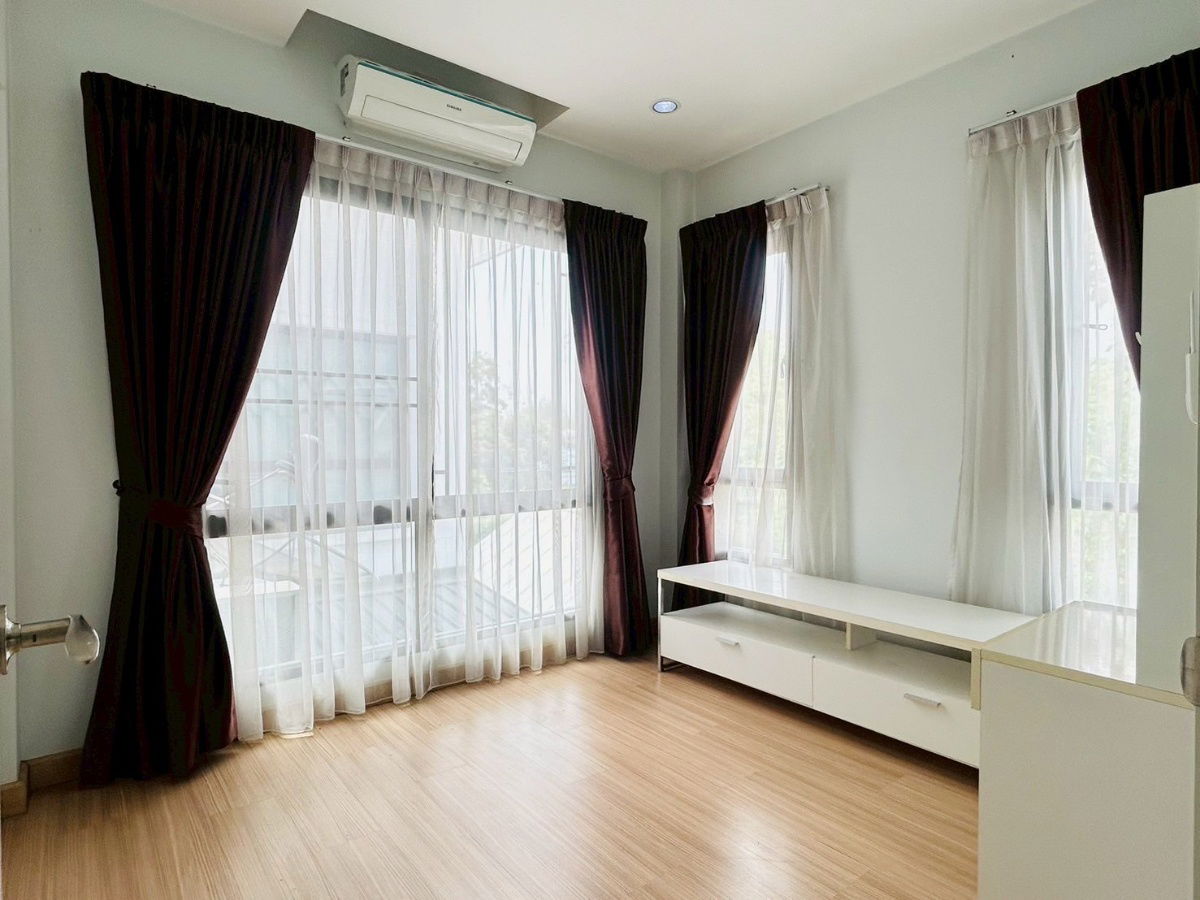 รูป เชียงใหม่  - ขายบ้านเดี่ยว 2 ชั้นในตัวเมืองเชียงใหม่ หมู่บ้าน The Pillow 142 ราคาย่อมเยาว์ ต่อรองได้ - รูปที่ 10/10