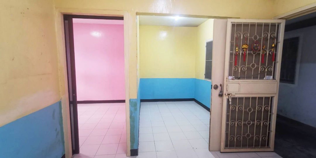 รูป ขายห้องชุด บ้านเอื้ออาทร ร่มเกล้า ขนาด 33.20 ตร.ม. 1 ห้องนอน 1 ห้องอเนกประสงค์ อาคารเลขที่ 5 ชั้น 1 - รูปที่ 2/9