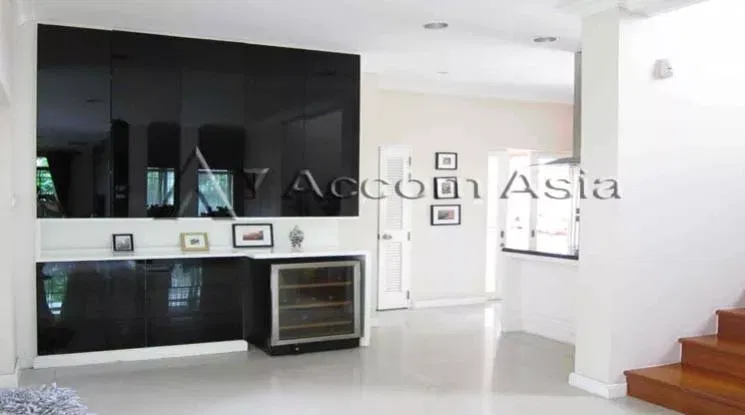 รูป 🔼🔽 AccomA 📩  4 BR House @Peaceful compound (1817245) - รูปที่ 7/8