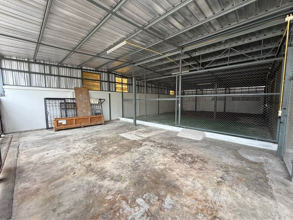 รูป 🏠 เช่า ให้เช่า โกดัง + บ้าน นวมินทร์ 42 (Nawamin 42 Warehouse + House) สนใจ Line ID : @951qfbfi - รูปที่ 13/15