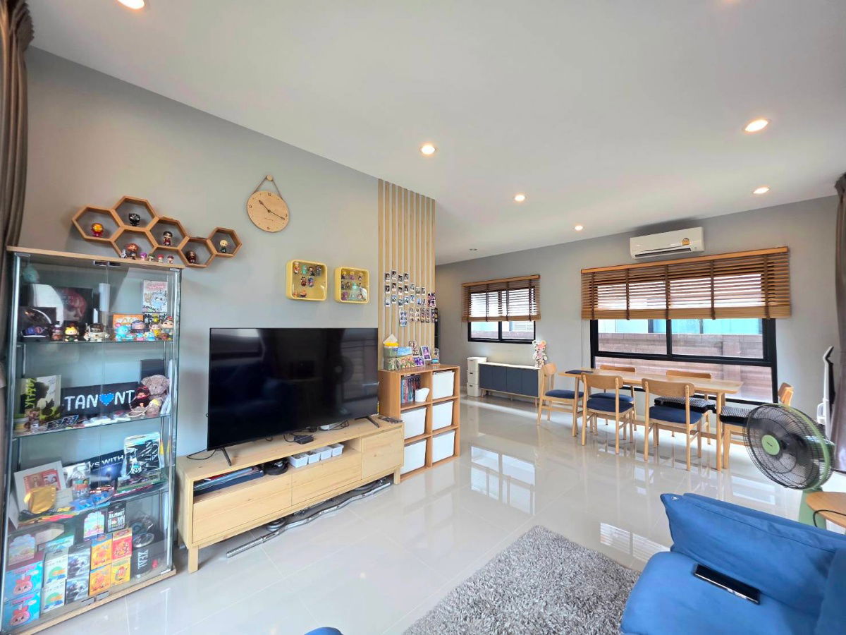 รูป บ้านแฝด 2 ชั้้น อณาสิริ รังสิต-คลอง 2 อายุบ้านเพียง 4 ปี ใกล้ฟิวเจอร์ - รูปที่ 11/44