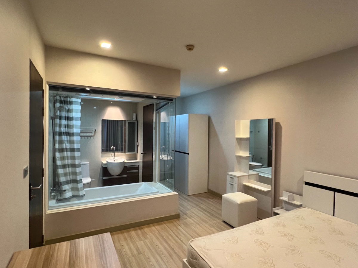 รูป ให้เช่าคอนโดติดรถไฟฟ้าพระโขนง เลอลักซ์ ตอนโดมิเนียมสกายวอล์ค (Sky Walk Condominium) - รูปที่ 10/21