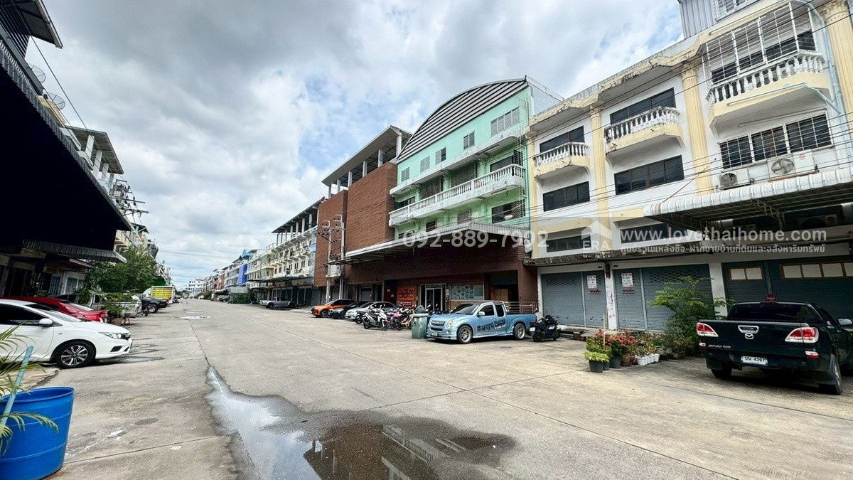 รูป ขายตึกแถว 3.5 ชั้น 2 คูหา โครงการเพชรชายทะเล ถนนเทียนทะเล พื้นที่รวม 43.2 ตรว. ราคาถูกที่สุดในนั้นแล้ว ใกล้ตลาดอินดี้ บางขุนเทียน - รูปที่ 10/10