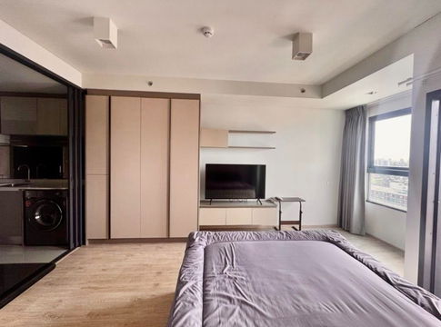 code : C112 Ideo Sathorn - Wongwian Yai