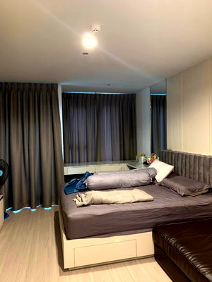 ขายคอนโด : ขายไลฟ์ ลาดพร้าว พร้อมอยู่ (DSL1615)