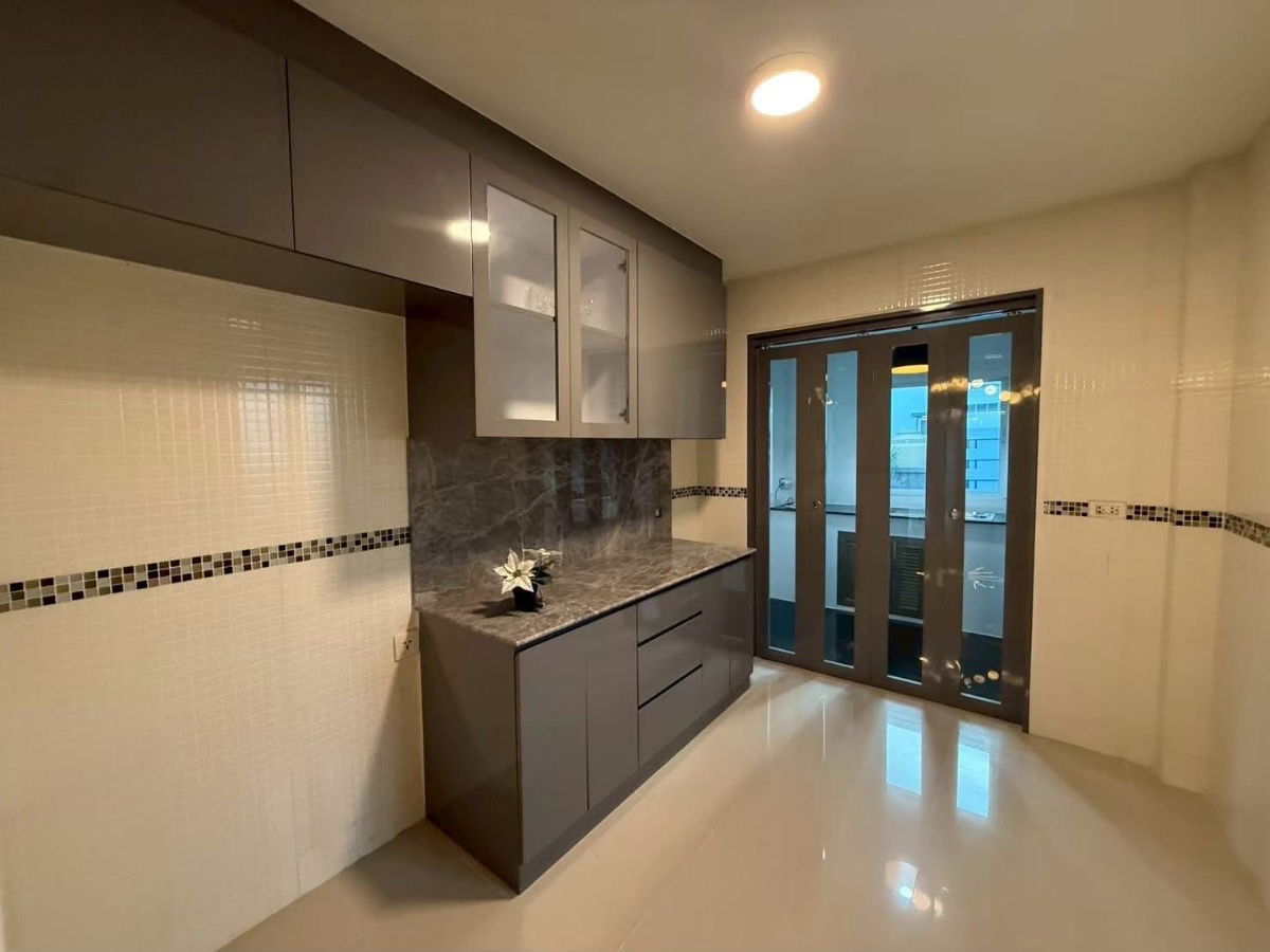รูป 🏡✨ ให้เช่าบ้านเดี่ยว โครงการคาซ่าวิลล์ รามอินทรา - หทัยราษฎร์  4 ห้องนอน 3 ห้องน้ำ หลังมุม ปรับปรุงใหม่ทั้งหลัง พร้อมอยู่! ✅ - รูปที่ 6/20