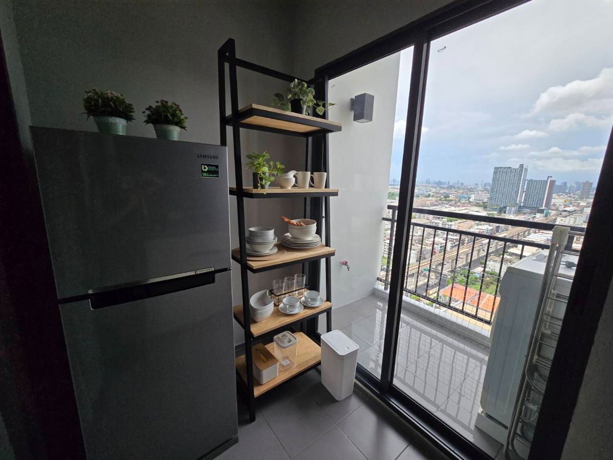 รูป 🏠ให้เช่า 9,000 คอนโด Ideo Sukhumvit 115 [ไอดีโอ สุขุมวิท 115] ติด BTS ปู่เจ้าสมิงพราย  🏠 วิวเมือง ฝั่ง BTS ติดบีทีเอสแบบเดินได้เลย หน้าคอนโด  - รูปที่ 10/18