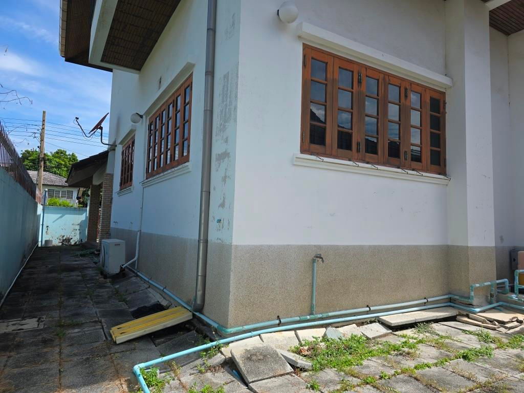 รูป ขายบ้านเดี่ยว 3 ชั้น เล่นระดับ 3 ห้องนอน 86/5 ซอยสุขุมวิท 56 แยก 3-1 - รูปที่ 30/85