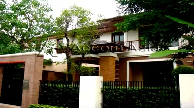 เช่าบ้านเดี่ยว เขตสวนหลวง : 🔼🔽 AccomA 📩  4 BR House @Peaceful compound (1817245)