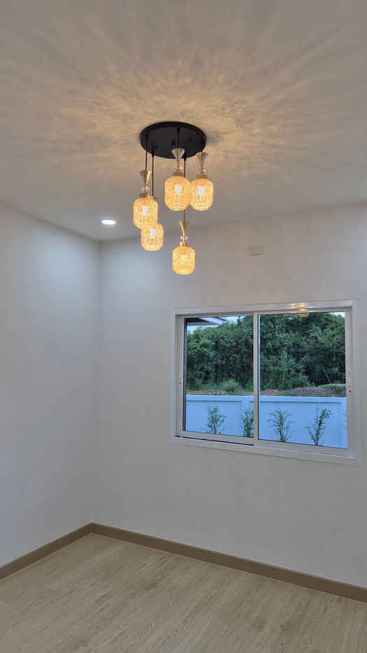 รูป บ้านเดี่ยว หลังใหญ่ พื้นที่เยอะ ใกล้เมือง เดินทางสะดวก พร้อมเข้าอยู่ 97.4 ตรว. เพียง 2.99 ล้าน! - รูปที่ 15/30
