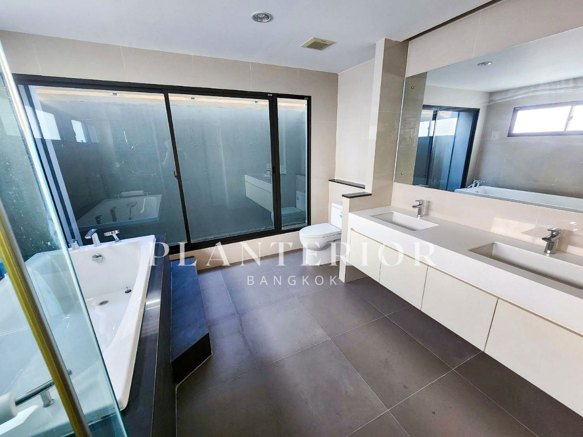 รูป 📌 หลุดจอง!! Luxury House 3 ชั้น สุดหรู - รูปที่ 8/14