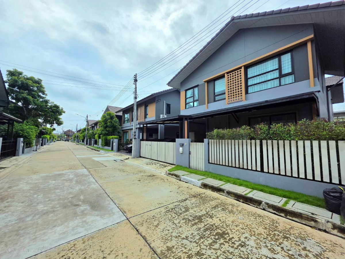 รูป บ้านแฝด 2 ชั้้น อณาสิริ รังสิต-คลอง 2 อายุบ้านเพียง 4 ปี ใกล้ฟิวเจอร์ - รูปที่ 2/44