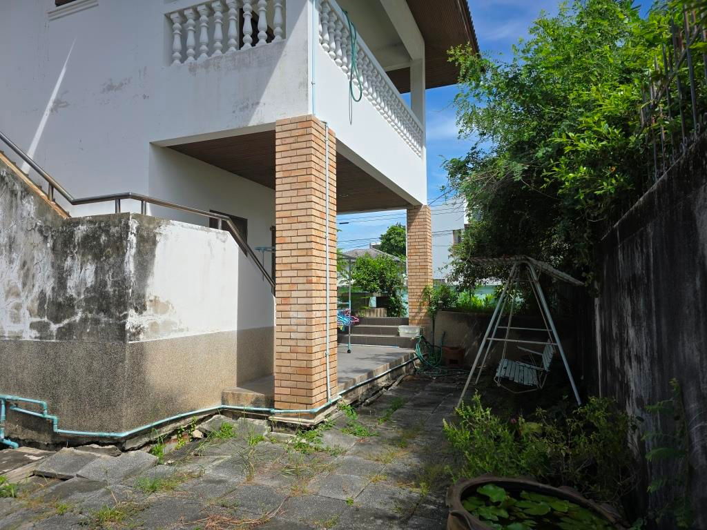 รูป ขายบ้านเดี่ยว 3 ชั้น เล่นระดับ 3 ห้องนอน 86/5 ซอยสุขุมวิท 56 แยก 3-1 - รูปที่ 25/85