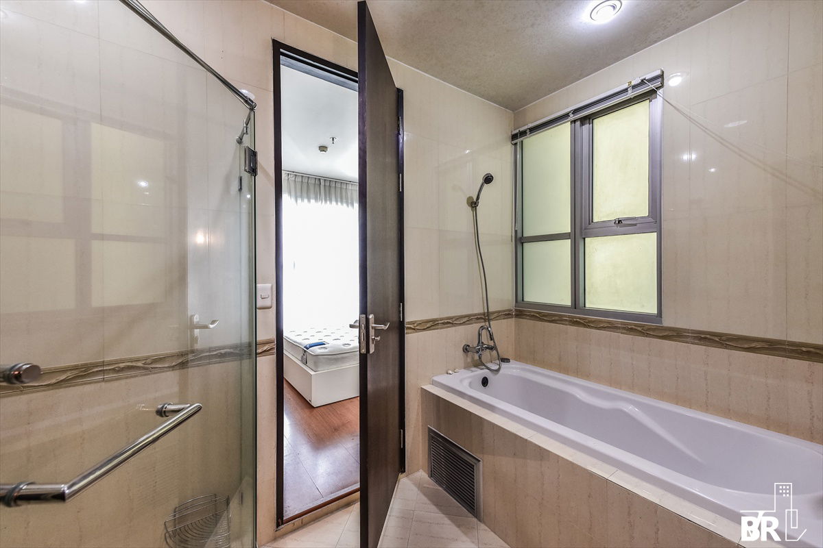 รูป 🩵Fully Built-in Spacious Unit,🩵The Address Siam near BTS Ratchathewi  - รูปที่ 13/16