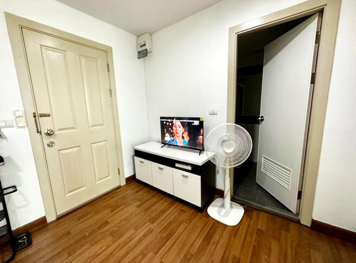 รูป code : C115 ให้เช่าคอนโด รีเจนท์โฮม ติวานนท์ (Regent Home Tiwanon) | ชั้น 2 ขนาด 31 ตร.ม. เฟอร์ครบ ติด MRT กระทรวงสาธารณสุข - รูปที่ 8/9