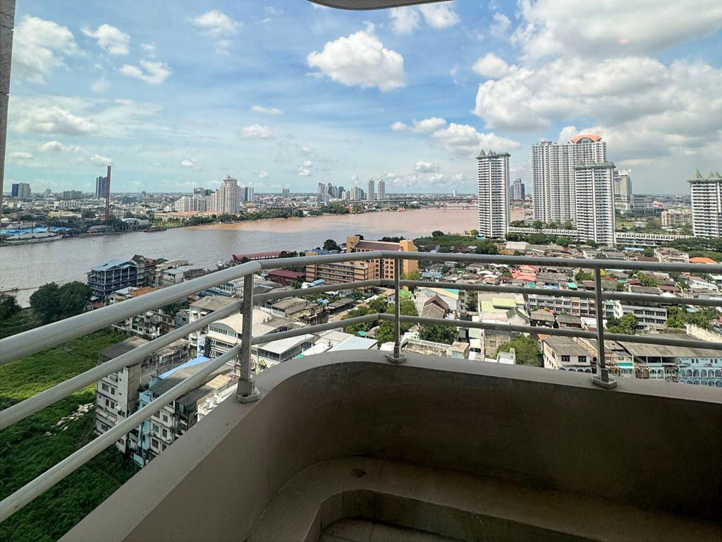 รูป Fully Furnished 2-Bed Condo with River View at Watermark Chao Phraya - รูปที่ 9/13