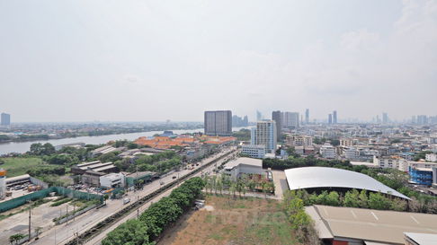 Condo for sale on project Sapphire Rama III. Chaopraya River View. For sale only 3.9 MB.  