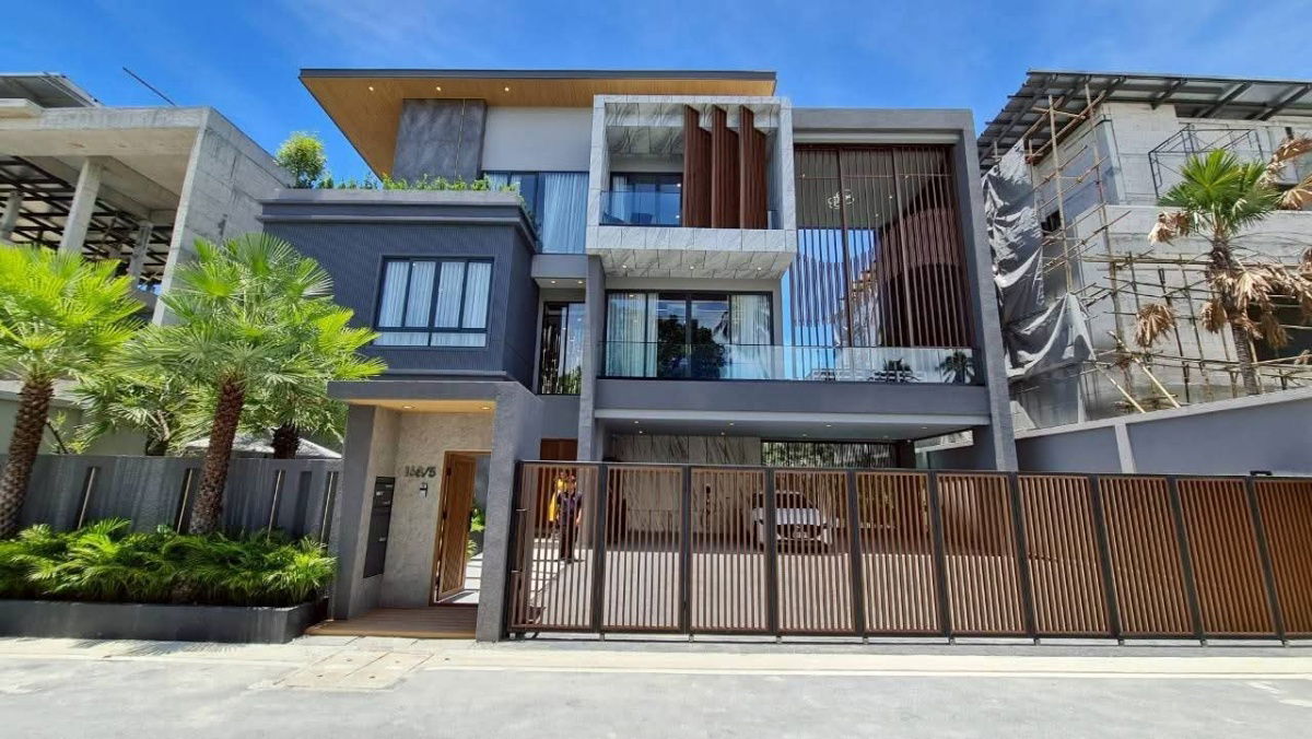 picture 3-storey villa with private elevator, Huai Yai, Pattaya - 2/24