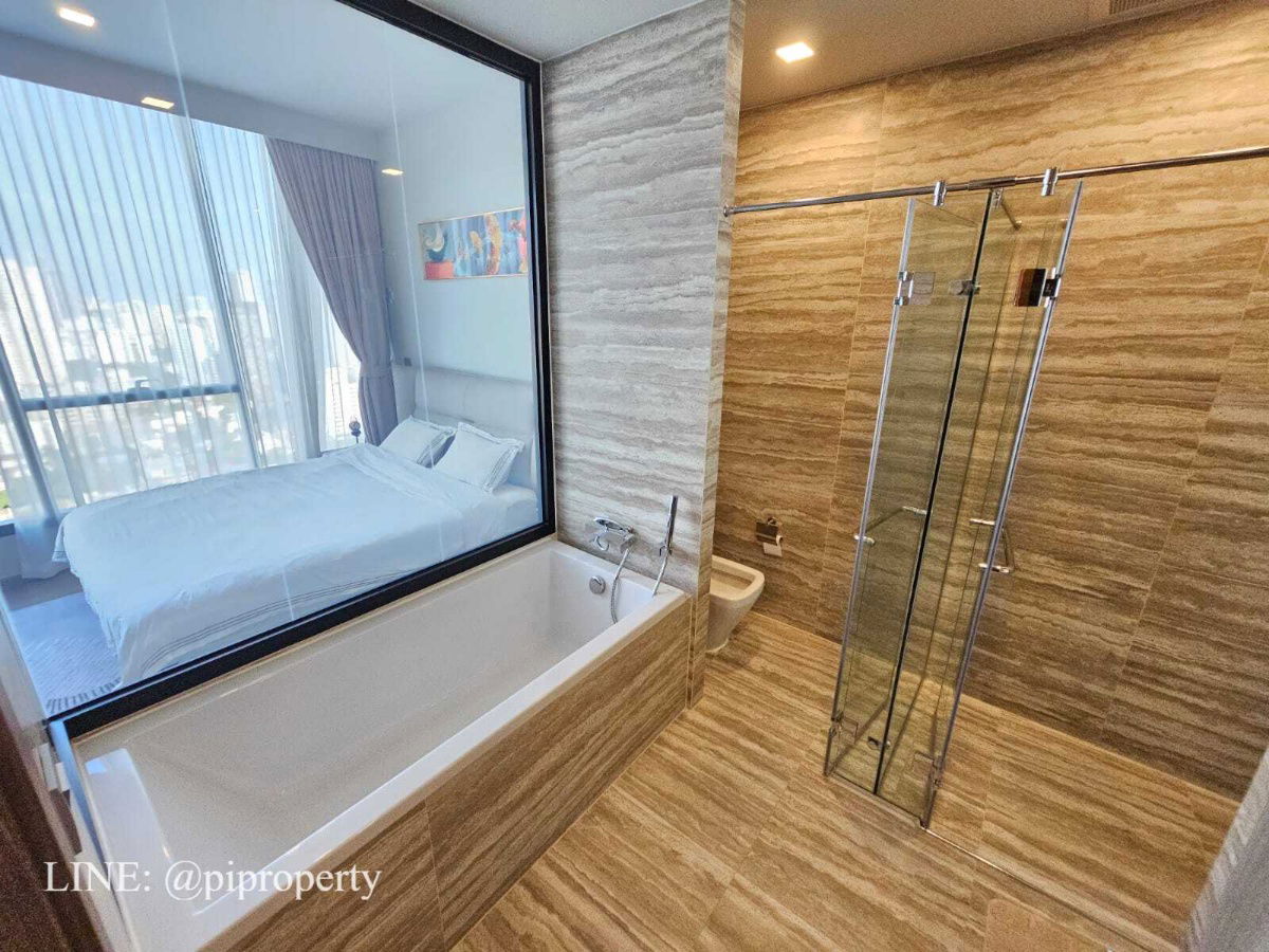 รูป ชั้นสูงและสภาพห้องดี 1 ห้องนอน 51ตรม. ให้เช่าเซเลส อโศก. ตั้งอยู่ทางแยกต่างระดับ MRT และ BTS คอนโดหรูชั้นนำใจกลางอโศก - รูปที่ 10/44
