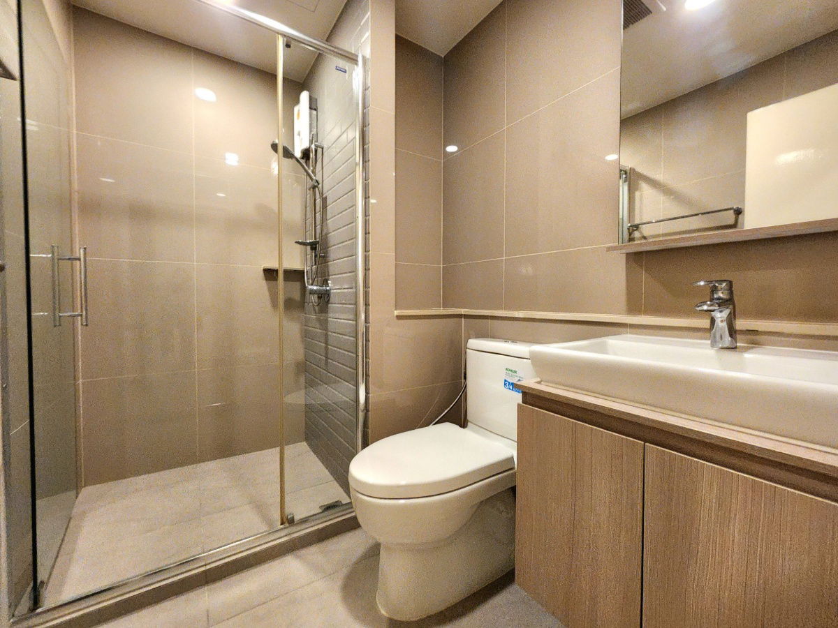 รูป ขายห้องมุม มี 3 ทิศ เหนือ ตะวันตก และทิศใต้ ขายพร้อมอยู่แล้วคอนโด ทำเลศิริราช The Tree จรัญ 30 **แบบ ห้องหายาก 1 ชั้น มี1 ห้อง  **โทนขาวมินิมอล - รูปที่ 18/44