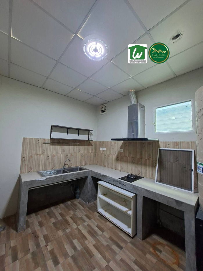 picture Selling a 3.5 -story townhome, HAUS 35 Chaeng Watthana comes in the Modern Loft style. Outstanding, unique, near BTS Srirat and Expressway.  - 6/23