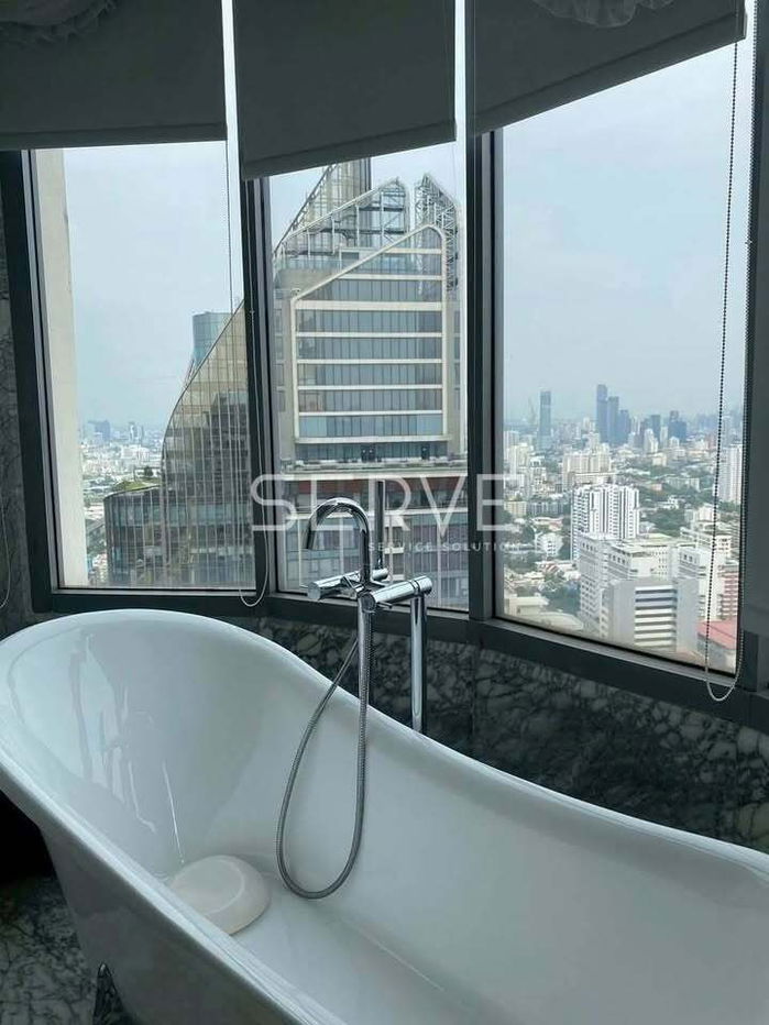 picture  Penthouse 5 Beds 6 Baths with Bathtub 274.74 sq.m. High Fl. 40+  MRT Phetchaburi 60 m. & Arl Makkasan 200 m. at Q Asoke Condo / For Rent - 15/15