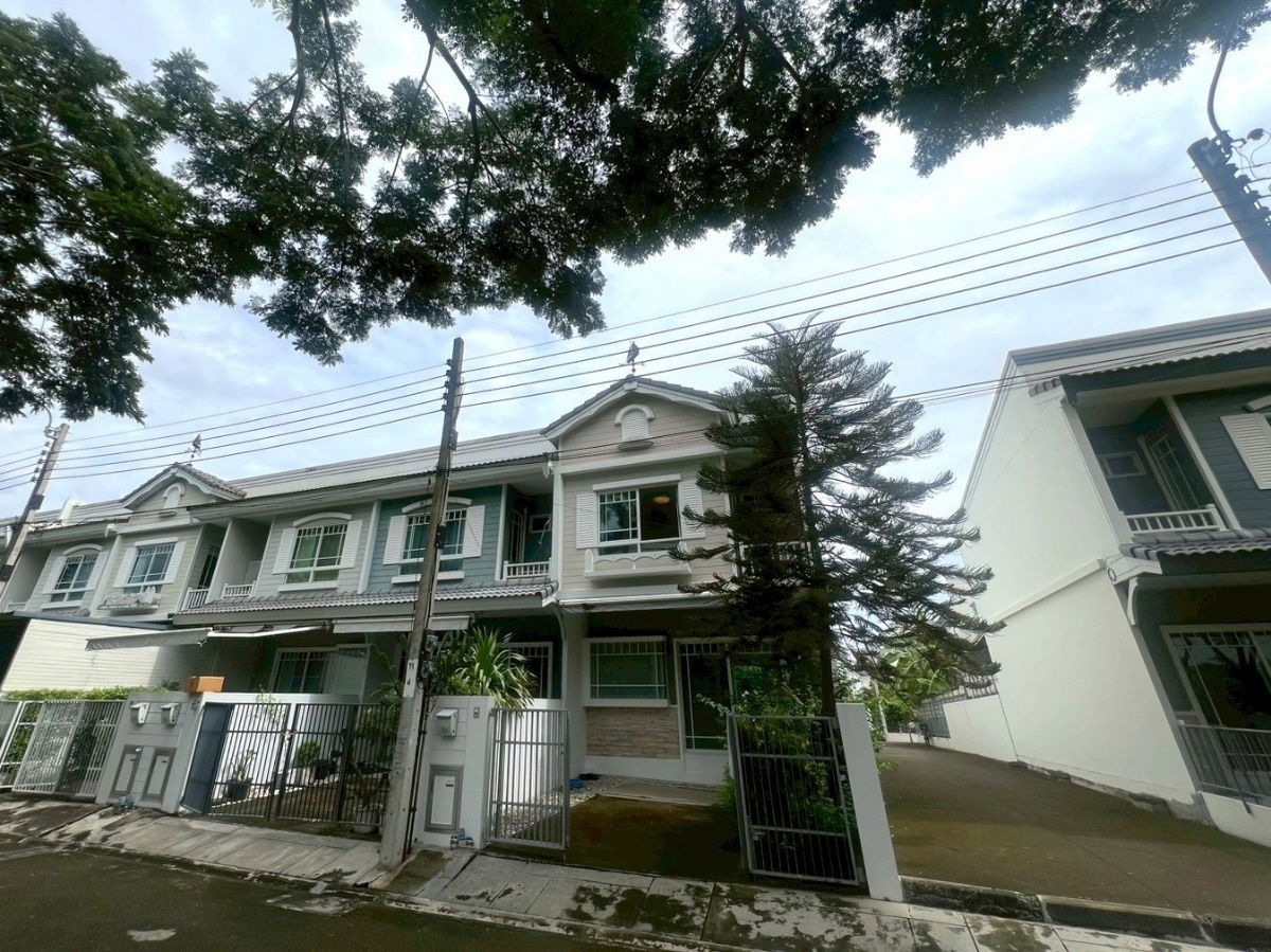 รูป ขายทาวน์โฮม Villaggio บางนา (ซอย ABAC) หน้าบ้านวิวสวน บรรยากาศร่มรื่น เงียบสงบ  - รูปที่ 8/10