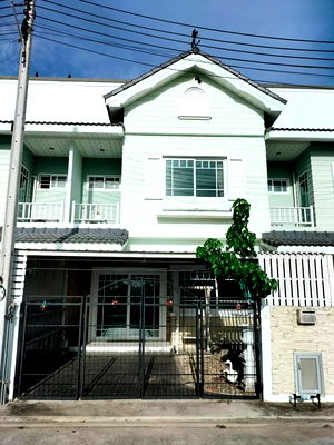 เช่าบ้านเดี่ยว ถนนพัทยาสาย 3 : ทาวน์โฮม บ้านอำเภอ – ทำเลศักยภาพใกล้ทะเล 3 ห้องนอน 3 ห้องน้ำ รายปี 20,000 บาท/เดือน