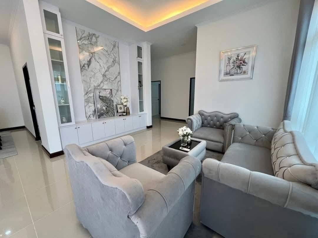 picture Amorn Village For Rent: 55,000 THB / month 3 Bedrooms, 3 Bathrooms - 3/11