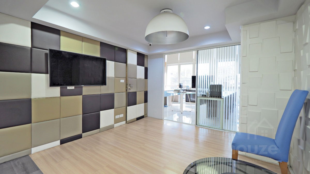 picture Home Office for sale on Rama 3 rd. Land area 24 sq.w. 4.5 storey 3 bths. For sale only 13.5 MB. - 8/24