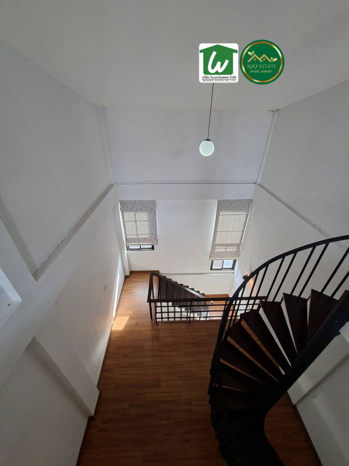 picture Selling a 3.5 -story townhome, HAUS 35 Chaeng Watthana comes in the Modern Loft style. Outstanding, unique, near BTS Srirat and Expressway.  - 17/23