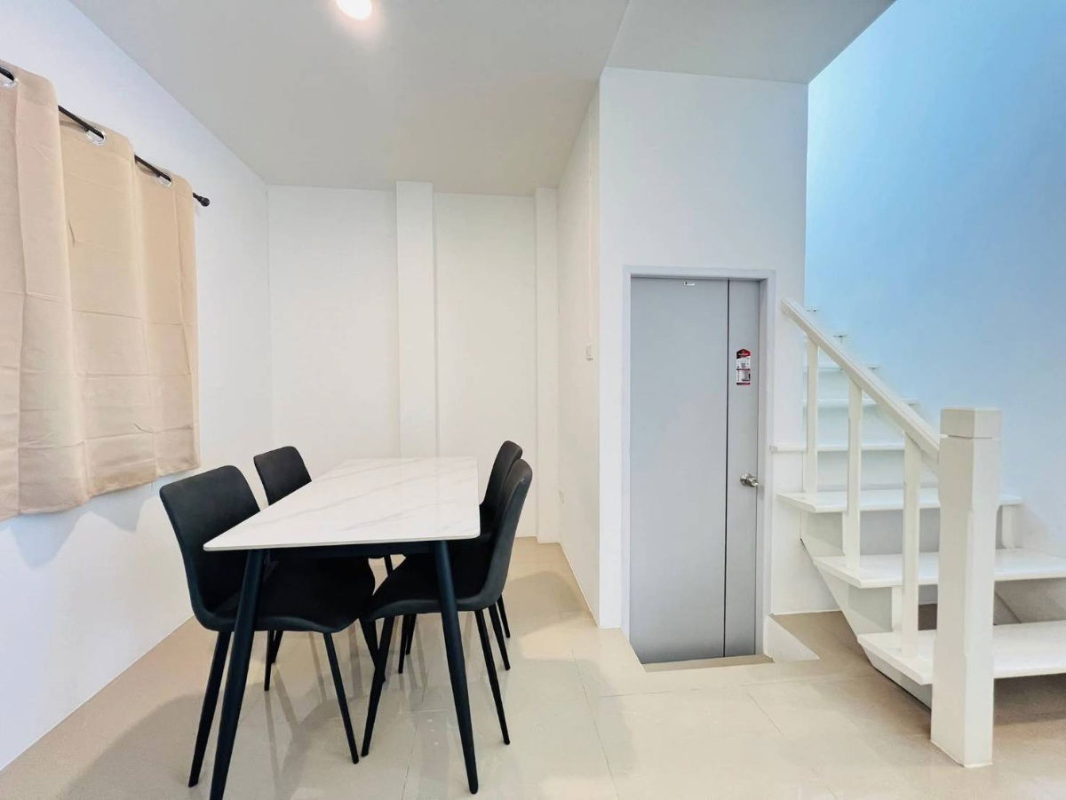 รูป บ้านเช่าเชียงใหม่ บ้านรุ่งธนา 4 สำหรับคนรักสัตว์ ทำเลดี ใกล้ตลาด โลตัส เซ็นเฟส เดินทางสะดวก T.0946511456 - รูปที่ 7/15