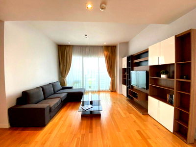 ขายคอนโด : LTH13116RE - Millennium Residence FOR SALE 2 beds 2 baths Size 128 Sq.M.Near BTS Asok stations ONLY 22 MB