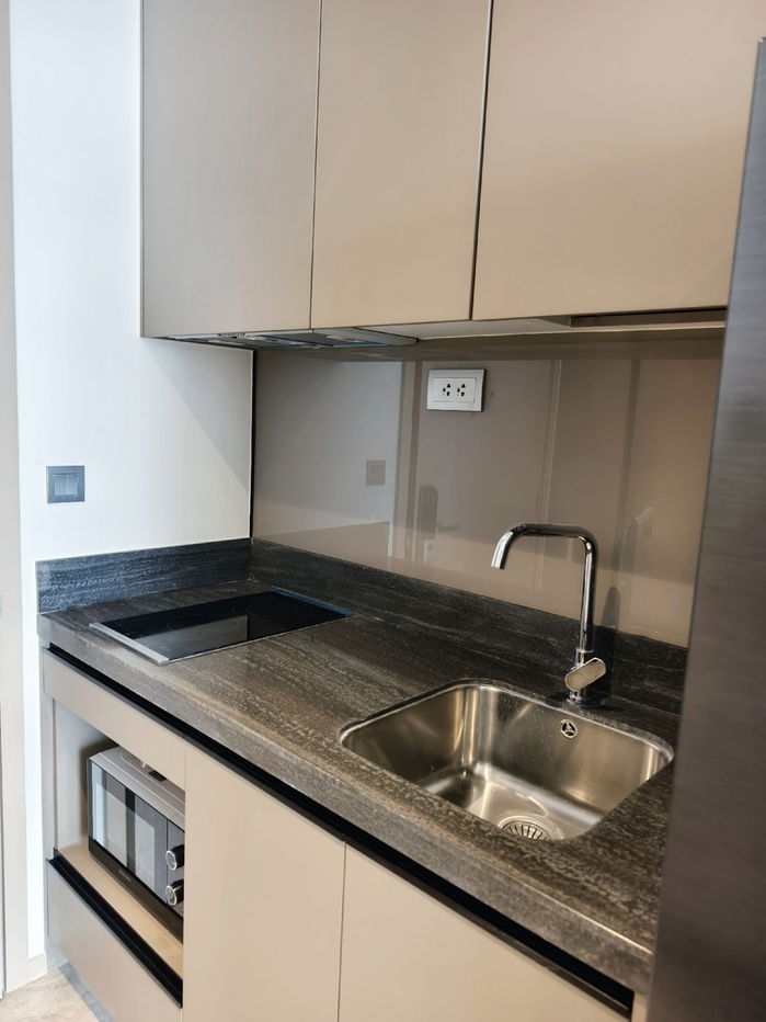 picture Condo for rent: Ashton Asoke – Rama 9 , ready to move in. If interested, contact Line @goodmanpro or call 0999029192. - 7/10