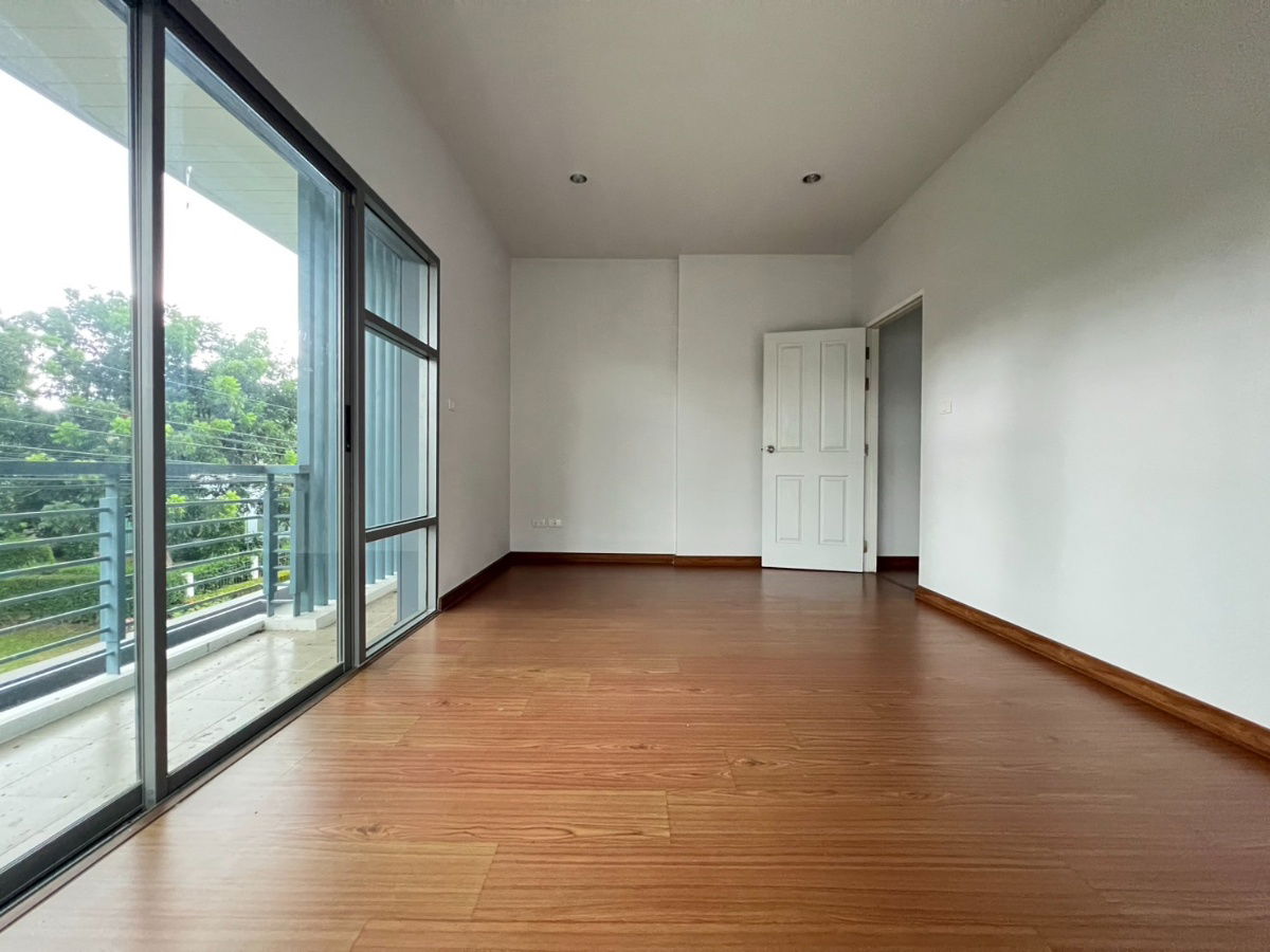 รูป Perfect Place รามคำแหง-สุวรรณภูมิ 2  (หลังริม เป็นส่วนตัว วิวสวน ร่มรื่น) - รูปที่ 5/11