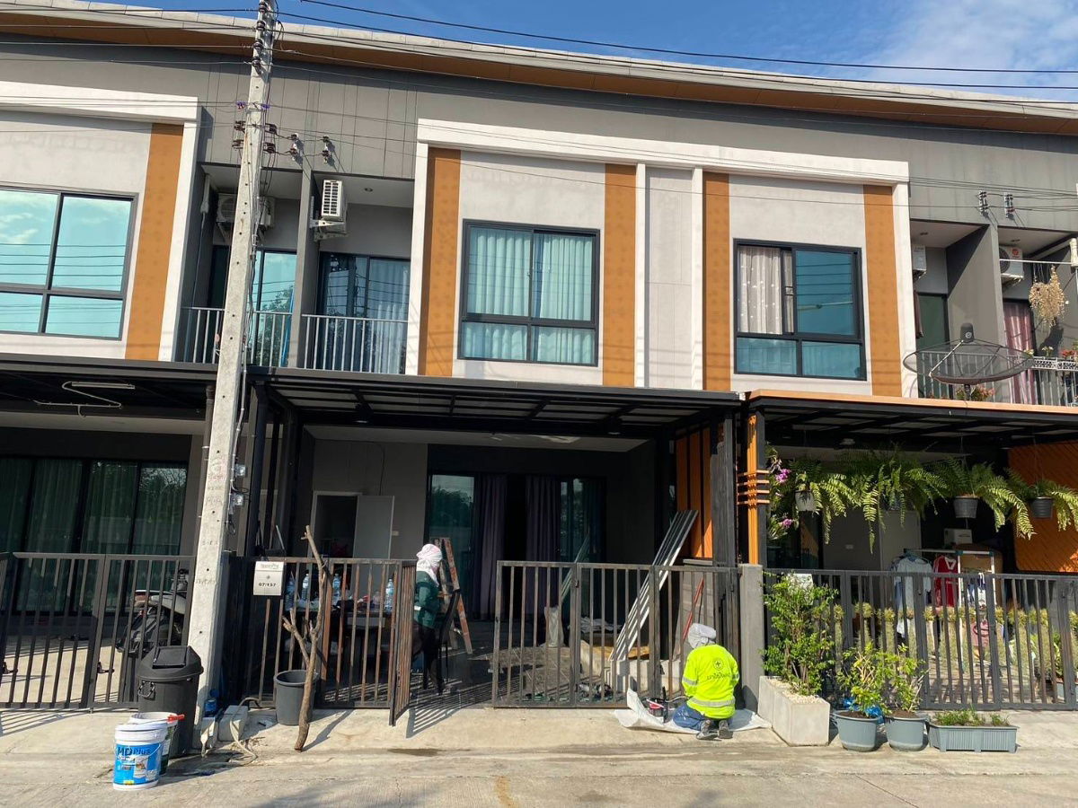 รูป ทาวน์เฮาส์ 2 ชั้น สุดคุ้ม พร้อมอยู่  หมู่บ้านเทอร์ร่า วิลล์ | ทำเลดี เดินทางสะดวก | ราคาถูกที่สุดในโครงการ! - รูปที่ 1/13