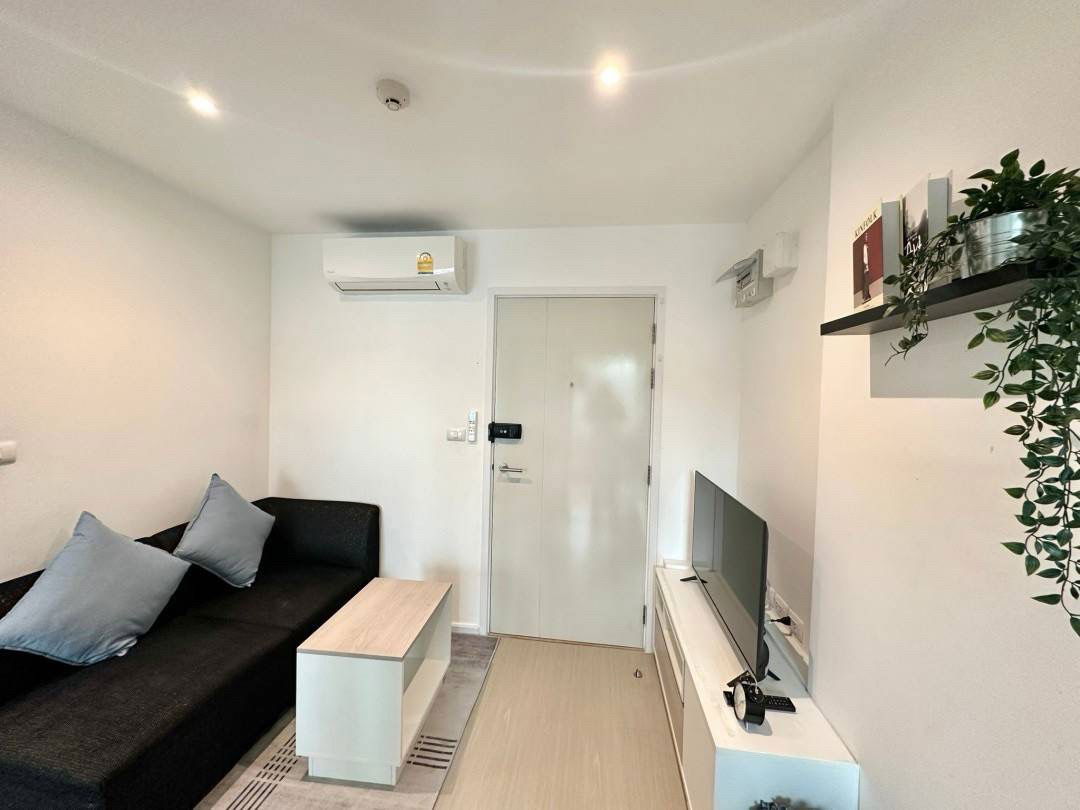 picture Condo for rent: iCondo Serithai Green Space (iCondo Serithai Green Space). Beautifully decorated, fully furnished, washing machine included - 5/9