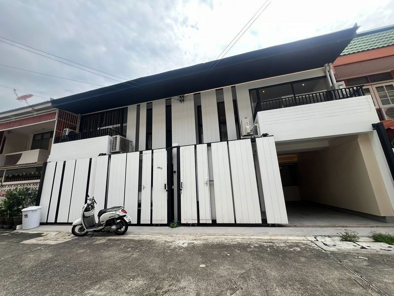 รูป 🏡 ขายทาวน์เฮาส์ 2 ชั้น 📍 ซอยปรีดีพนมยงค์ 14 (สุขุมวิท 71)  ✅เพียง 8.7 ลบ. - รูปที่ 20/20