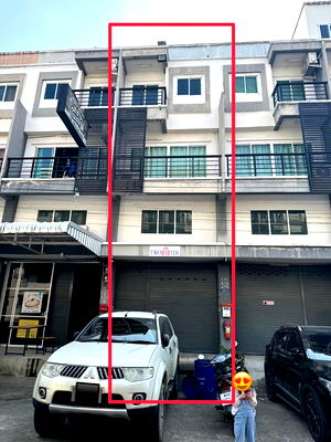 อาคารพาณิชย์ กรุงเทพมหานคร : ขายอาคารพาณิชย์ 3 ชั้นครึ่ง หมู่บ้านวิเศษสุขนครโครงการ 16 ประชาอุทิศ 90