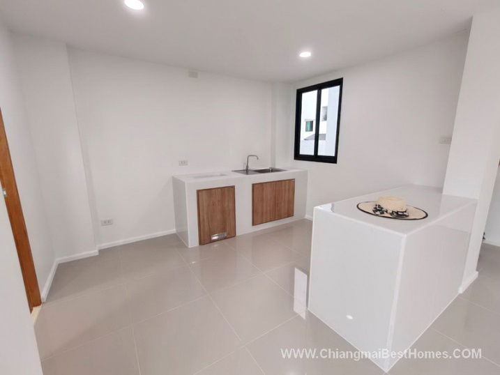 รูป ขายบ้านสร้างใหม่ Aileen2 – ตรงข้าม Global House เวียงกุมกาม ถูกกว่าหลังอื่นในระแวกเดียวกัน ไม่ต้องเสียเวลารอสร้าง พร้อมเข้าอยู่ได้เลย - รูปที่ 5/25